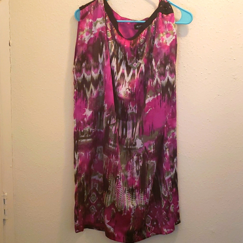 Allan short sleeve blouse (Finley price)